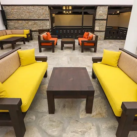 Hotel Leshten