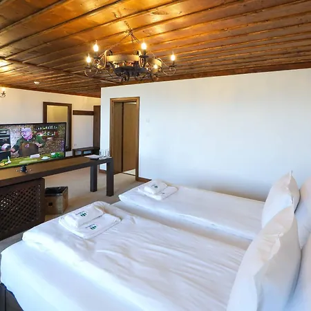 Hotel Leshten