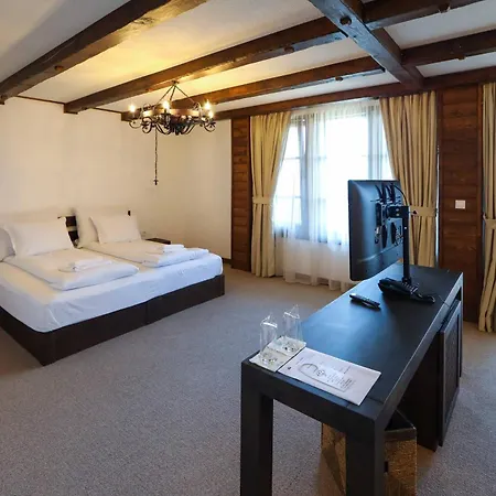 Hotel Leshten * Leshten