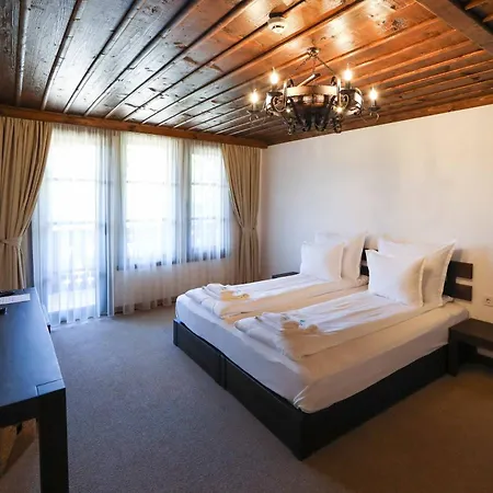 Hotel Leshten Hotel Leshten