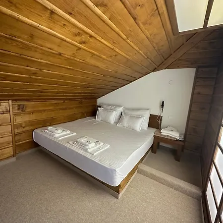 Hotel Leshten Hotel *