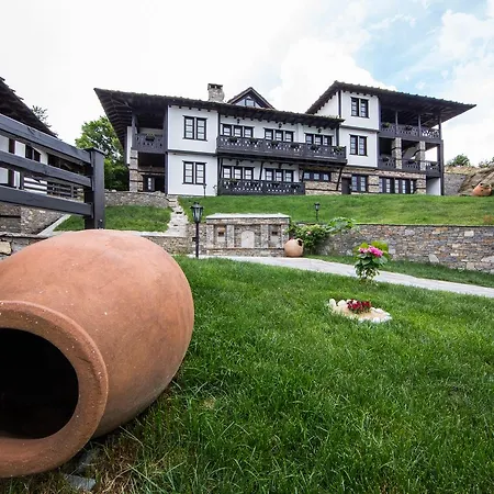 Hotel Leshten Hotel
